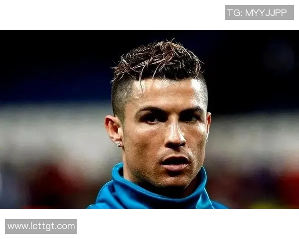 帅气足球明星盘点他们的魅力与球场风采让你心动不已 帅气足球明星盘点他们的魅力与球场风采让你心动不已