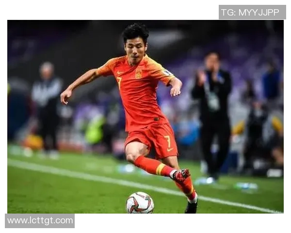 中国足球俱乐部明星球员排名揭晓引发热议各队实力对比分析 中国足球俱乐部明星球员排名揭晓引发热议各队实力对比分析