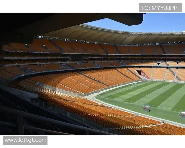 俄罗斯足球巨星的辉煌历程与未来展望：从绿茵场到全球舞台的传奇之路