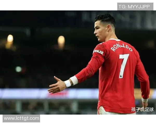 步步惊心的绿茵传奇足球明星背后的故事与荣耀