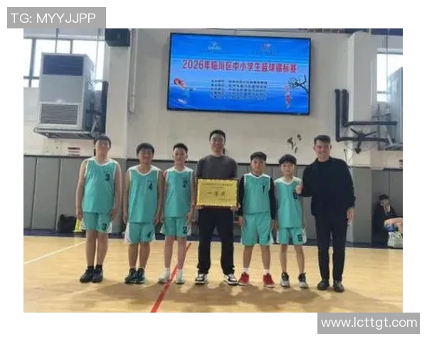 明星慈善篮球赛汇聚爱心与激情助力公益事业发展