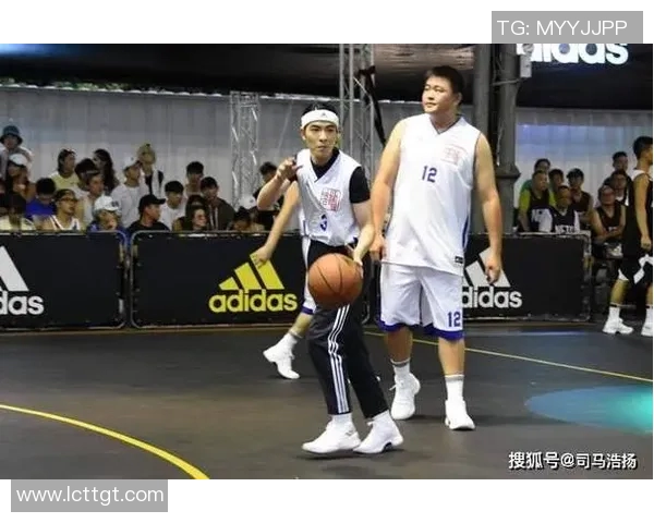 篮球综艺中的男明星们展现风采与实力的精彩瞬间回顾 篮球综艺中的男明星们展现风采与实力的精彩瞬间回顾